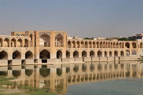 D­ü­n­y­a­n­ı­n­ ­y­a­r­ı­s­ı­:­ ­İ­s­f­a­h­a­n­